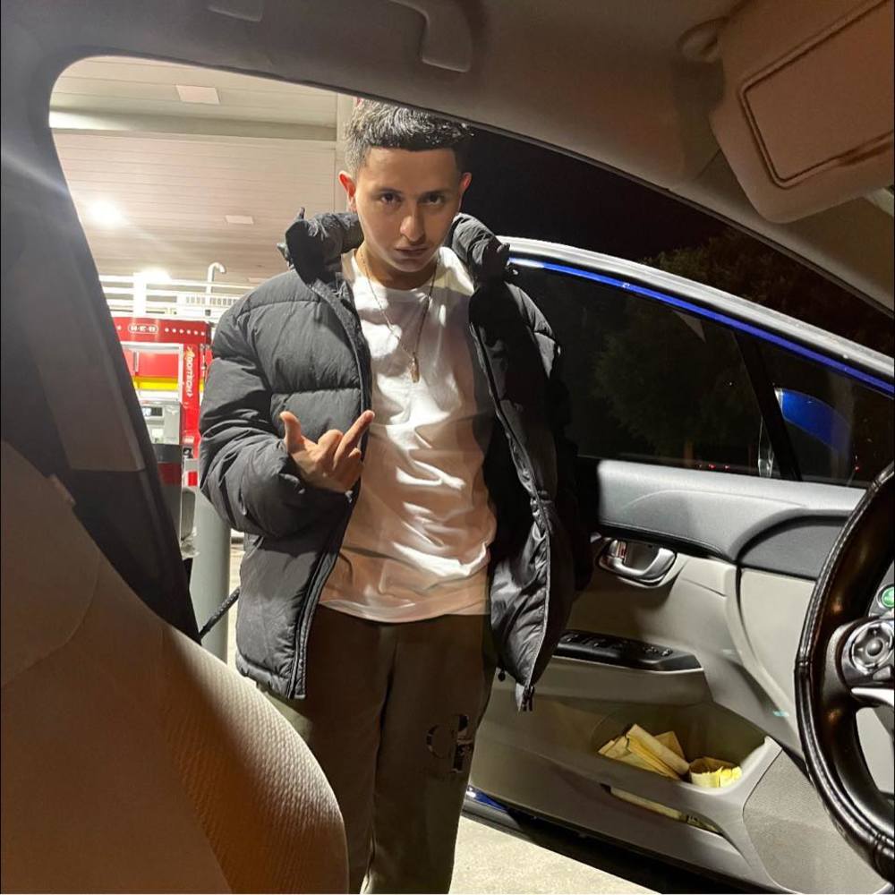 Meet your Posher, Edgar gustavo